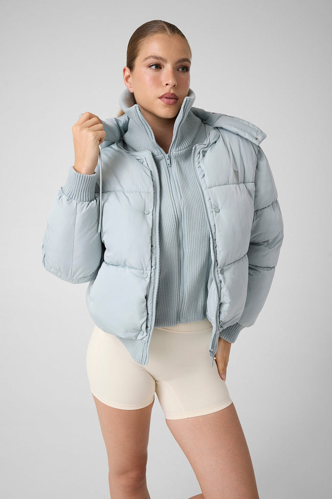 GUESS Kapüşonlu Kısa Kapitone Mont V6BL09W4391