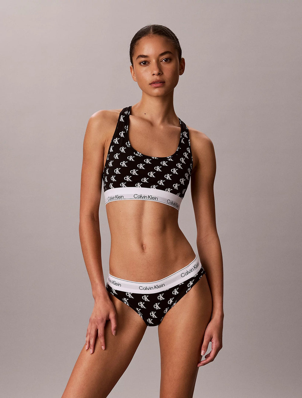 CALVİN KLEİN BRALET LV00QF8493JGJ