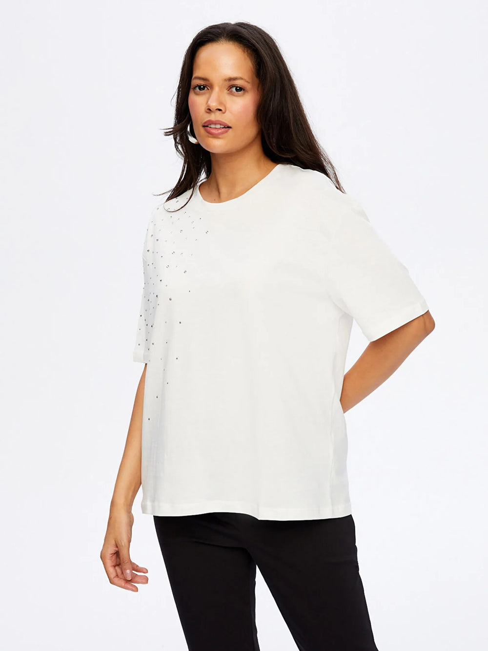 FAİK SÖNMEZ Taş Detaylı Yuvarlak Yaka Pamuklu T-shirt TSH051