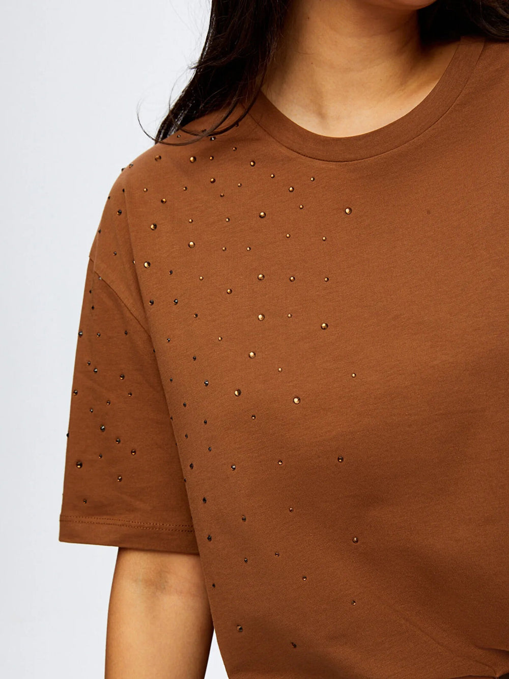 FAİK SÖNMEZ Taş Detaylı Yuvarlak Yaka Pamuklu T-shirt TSH051