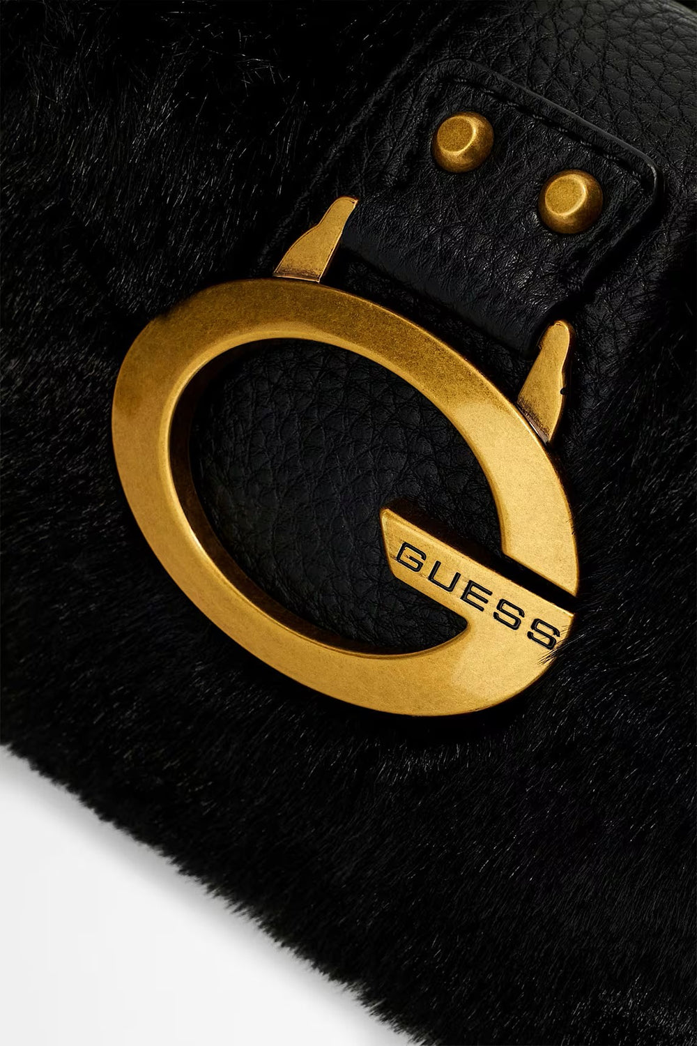 GUESS Camden Mini Sahte Kürk Omuz Çantası FB930872