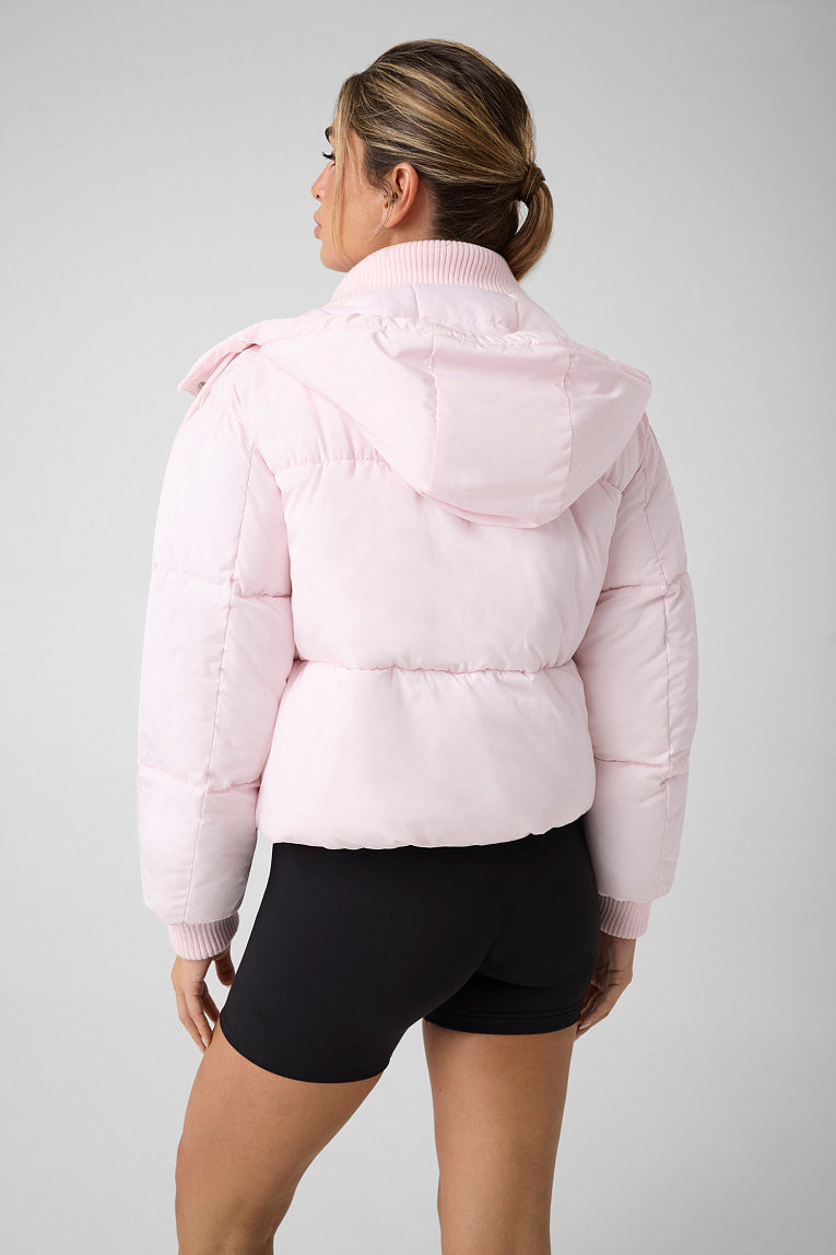 GUESS Kapüşonlu Kısa Kapitone Mont V6BL09W4391
