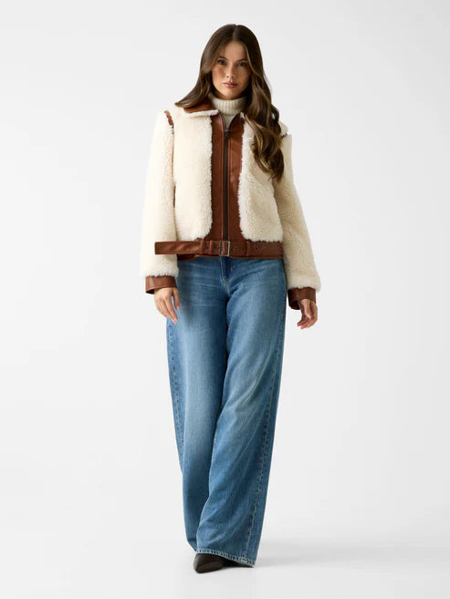 GUESS Deri Detaylı Peluş Mont W5BL71W3840