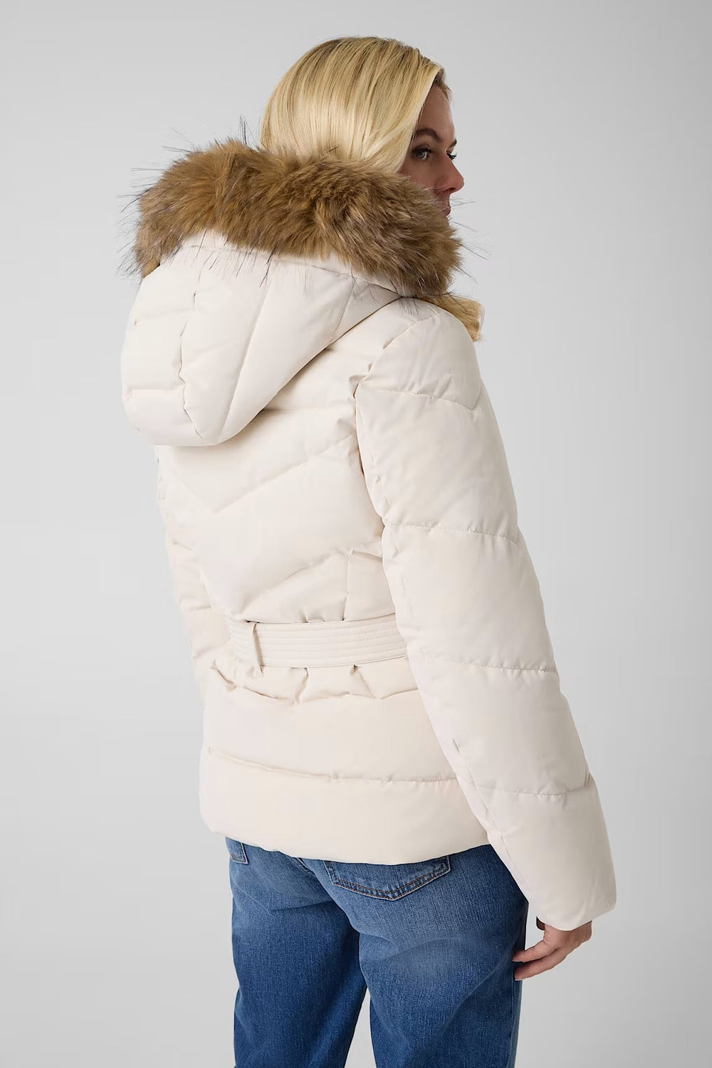 GUESS Kemerli Kısa Şişme Mont W6BL58W4197