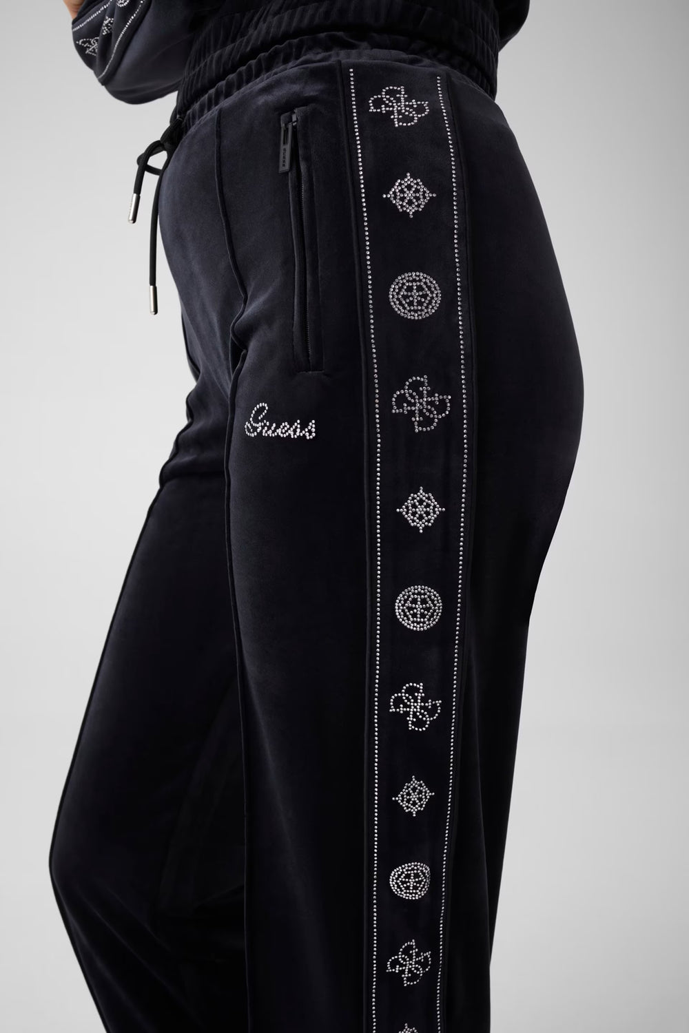 GUESS Dar paçalı pantolon V6BB10K6303
