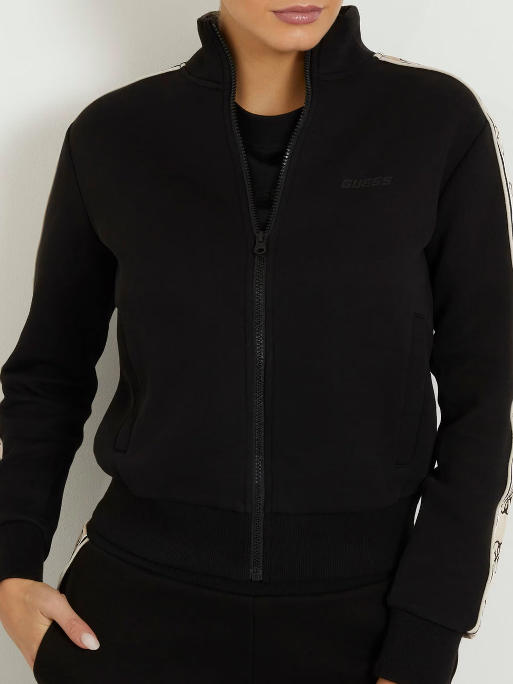 GUESS Yan şerit logolu sweatshirt V2YQ16KB3P2