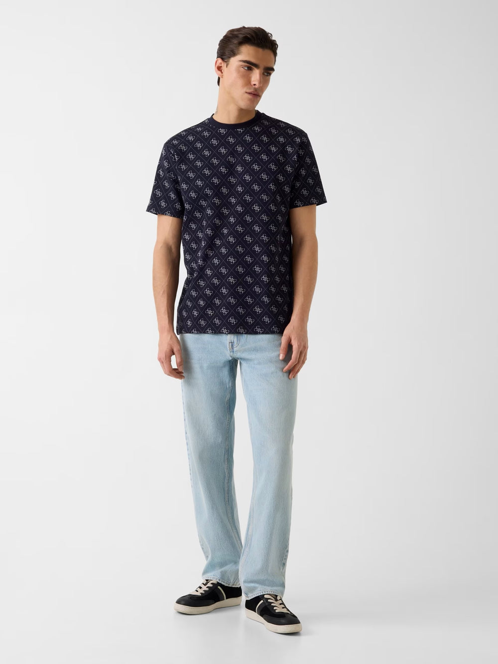 GUESS Jacquard Logo T-Shirt M6GP34K3200