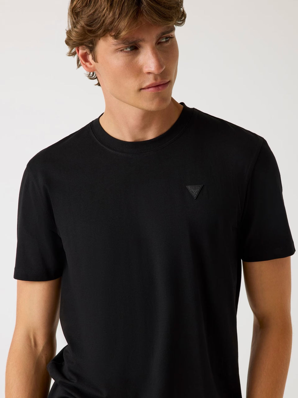 GUESS Yan Logo Tişört Z2YI12JR06K
