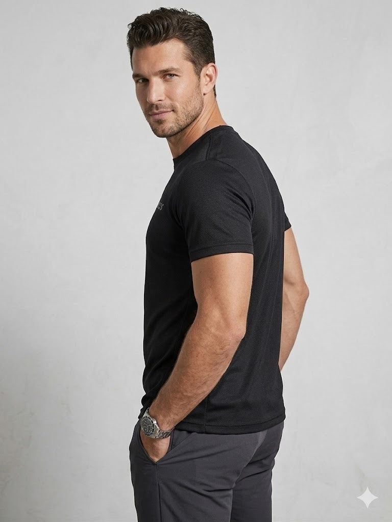 GUESS Erkek Siyah Bisiklet Yaka Kısa Kollu Spor ve Günlük T-Shirt Z6GI05K2846