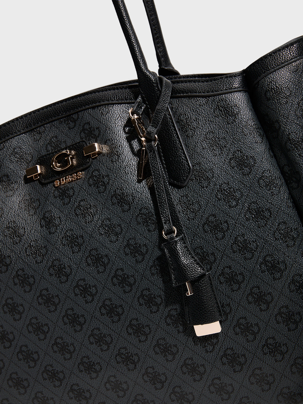 GUESS  VALİZ TWLB9749024