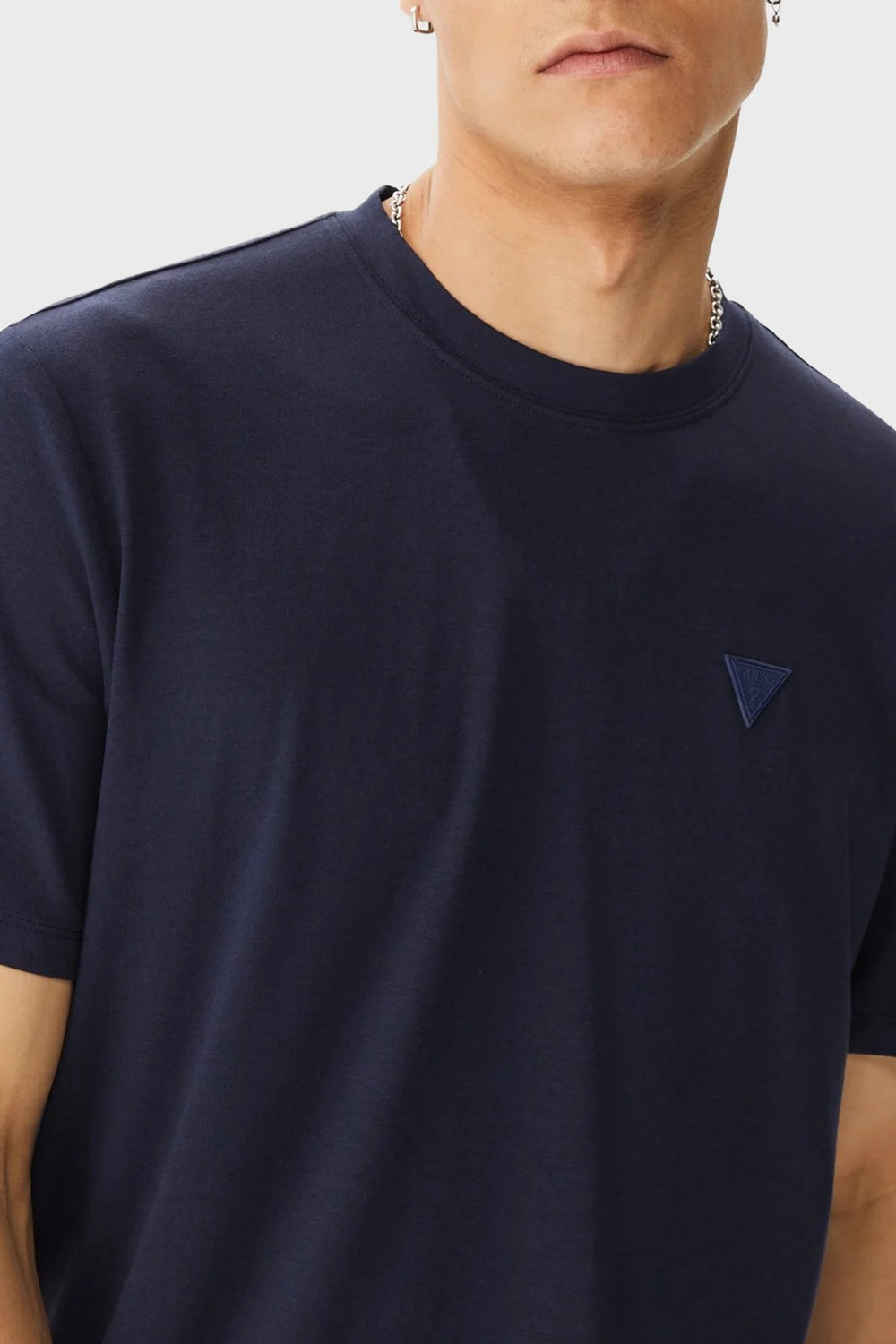 GUESS Yan Logo Tişört Z2YI12JR06K
