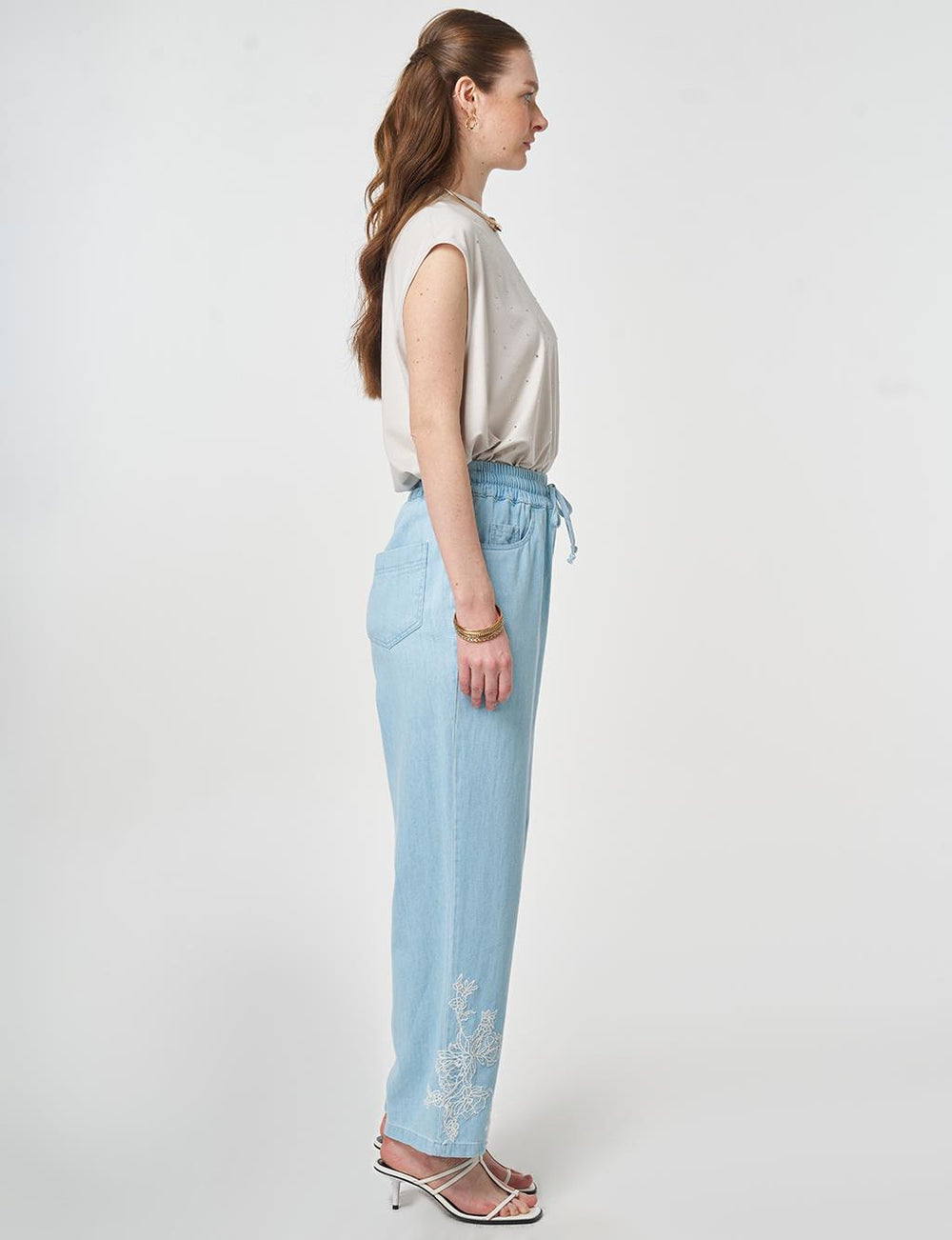 KAYRA Yıkamalı Paçası Nakış İşlemeli Denim Pantolon 79023