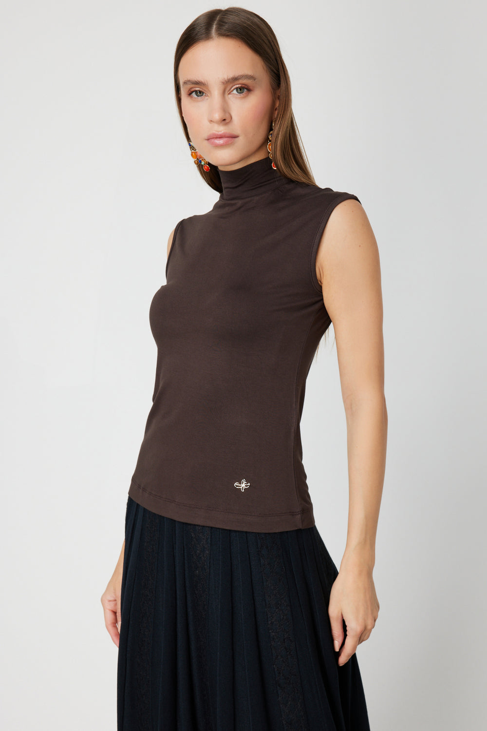 ON TRİKO Dik Yaka Kolsuz Basic Bluz 61432-26k