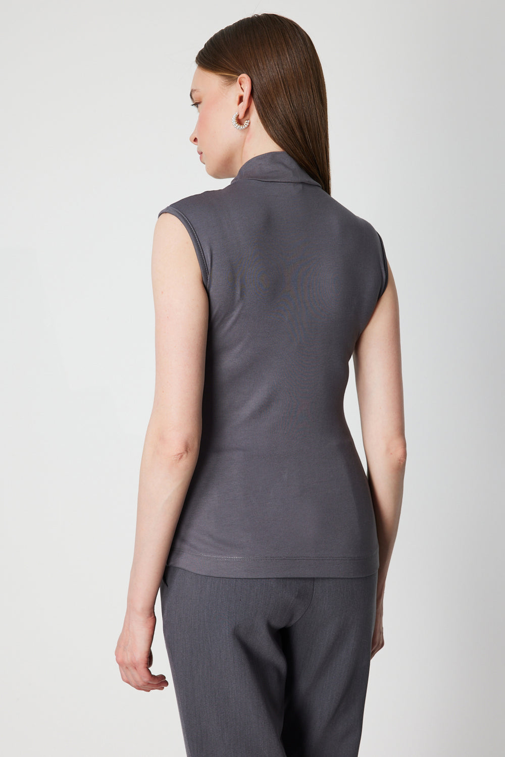 ON TRİKO Dik Yaka Kolsuz Basic Bluz 61432-26k