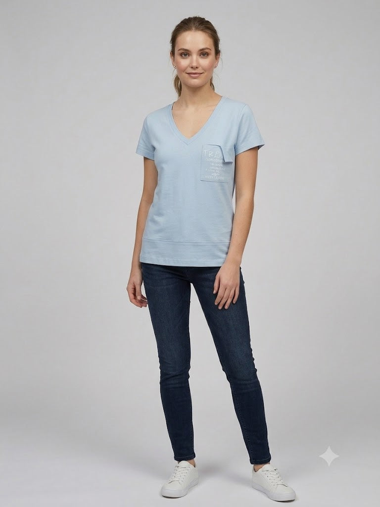 ON TRİKO Kadın V Yaka Cep Detaylı Baskılı T-Shirt 7147971479
