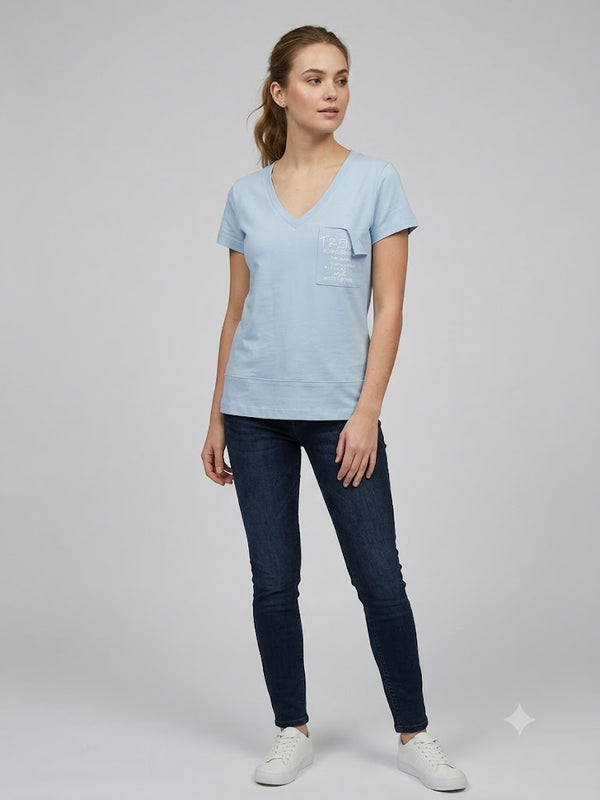 ON TRİKO Kadın V Yaka Cep Detaylı Baskılı T-Shirt 7147971479