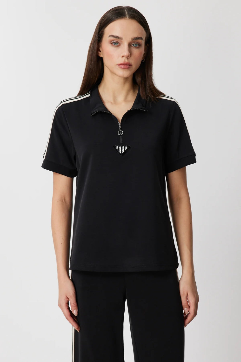 ON TRİKO Kolları Şeritli Taş İşlemeli Bluz 76335