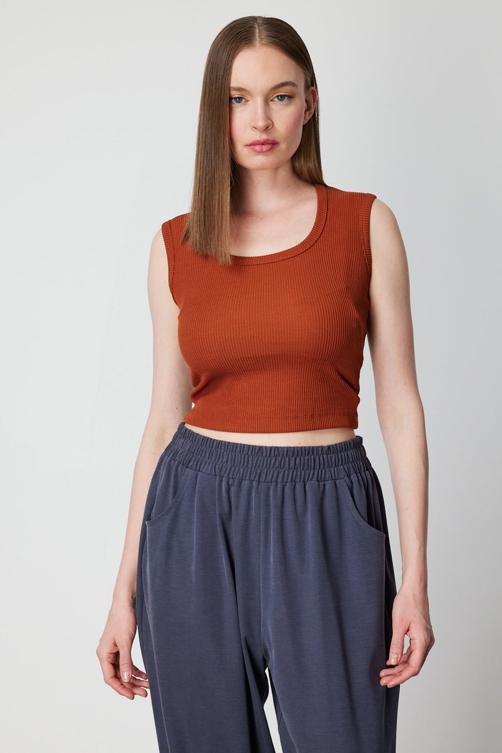 ON TRİKO Fitilli Kolsuz Crop Bluz 61396